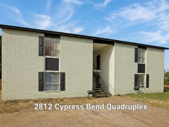 2812 Cypress Bend CIR