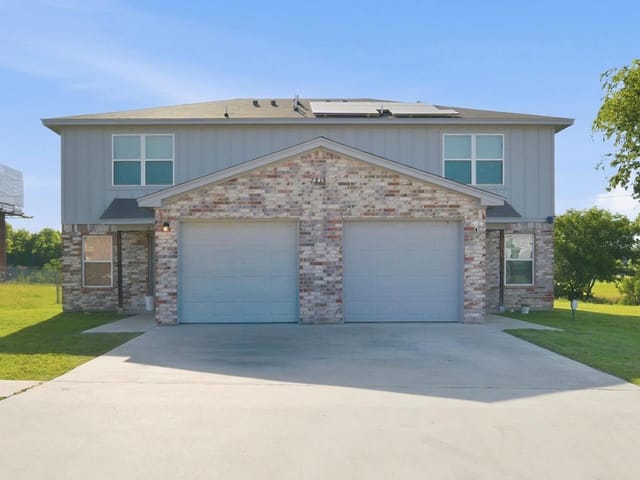 2813 Leroy CIR Unit #A and #B