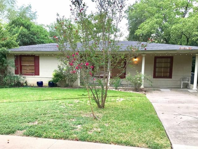 2813 W Fresco Dr