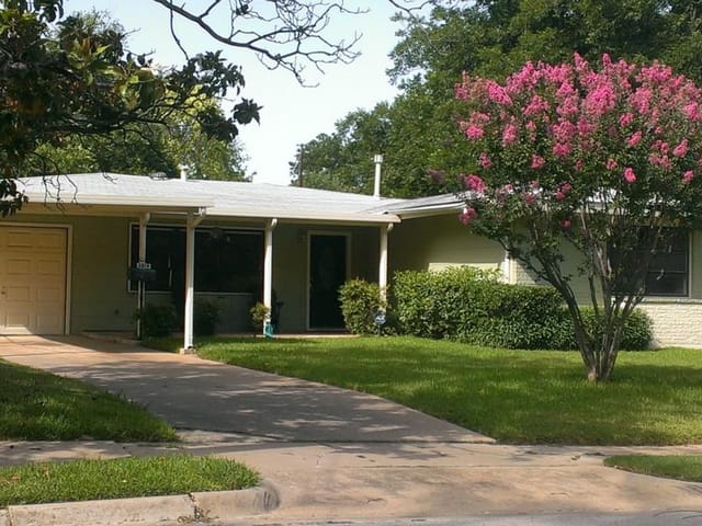 2814 W 50th St