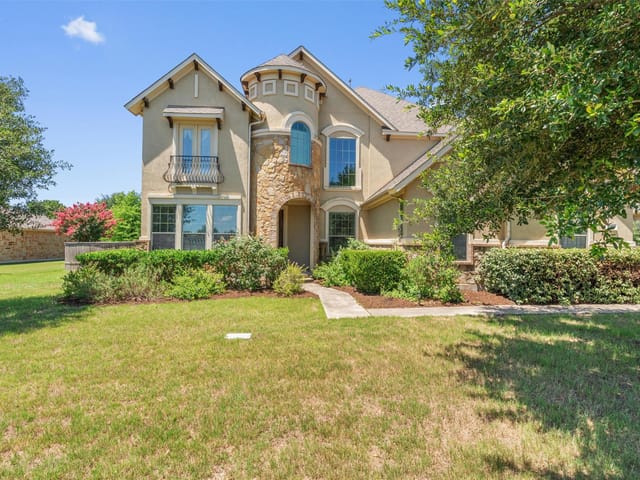 2817 Bear Springs TRL
