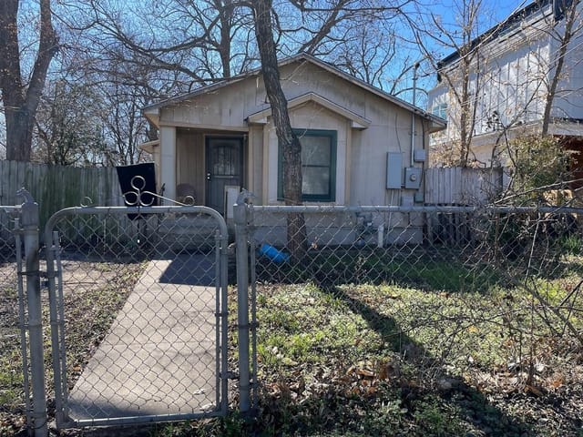 View 2817 Prado ST 2817 Prado ST, photo 1 of 3, Austin, TX