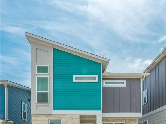 2817 Stock Dr