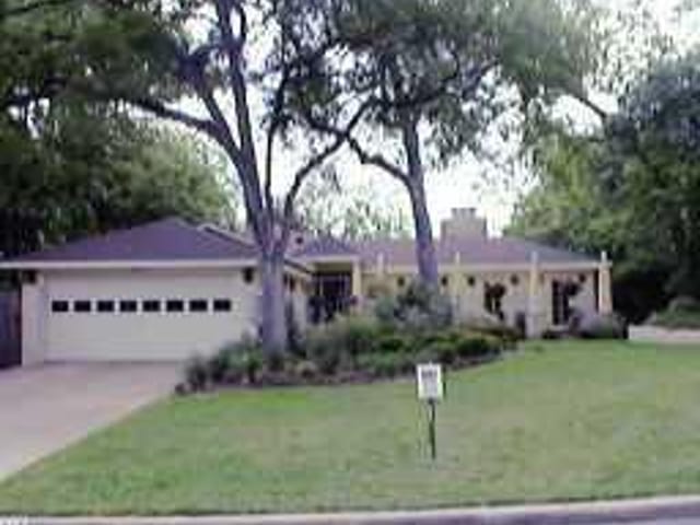 2817 WOOLDRIDGE DR
