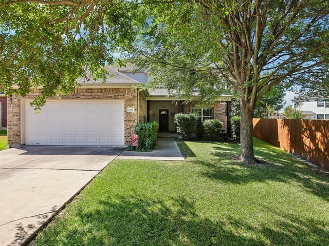 2821 Purple Thistle DR