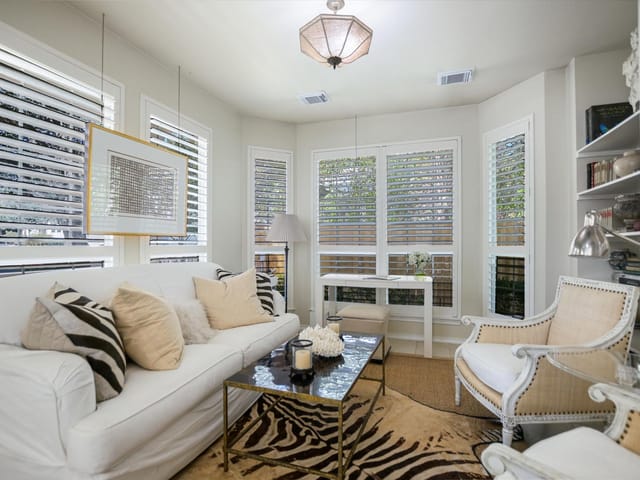2829 Kinney Oaks Ct