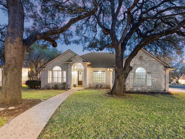 2829 Yandall Dr