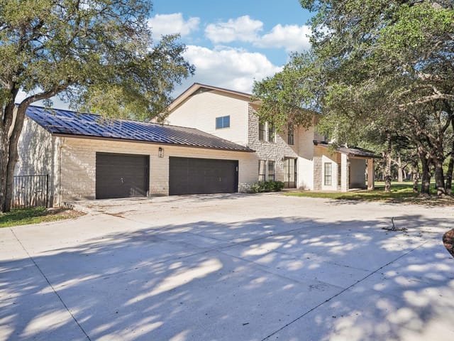 2833 Cedar Hollow RD