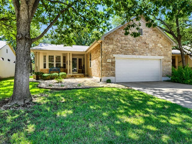 284 Whispering Wind DR
