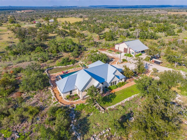 2840 N Grape Creek RD