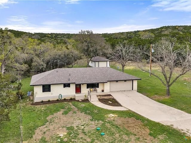 2846 W State Highway 29 Hwy