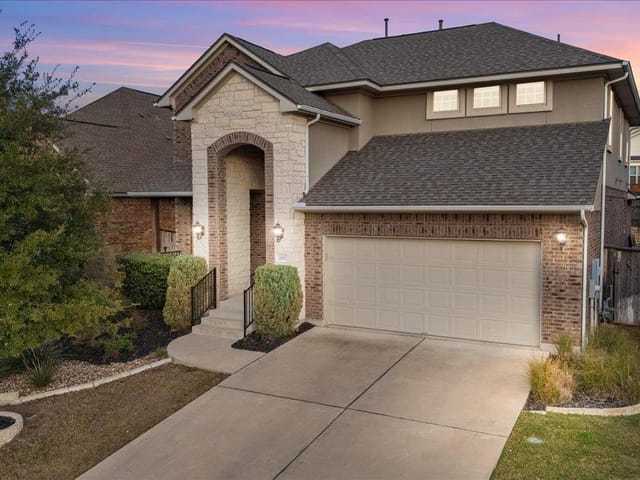 2852 Coral Valley Dr