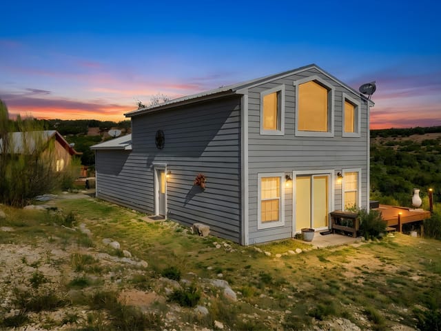 28543 Paradise Manor Dr