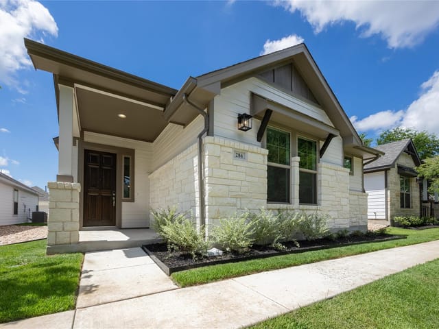 286 Orleanian Dr