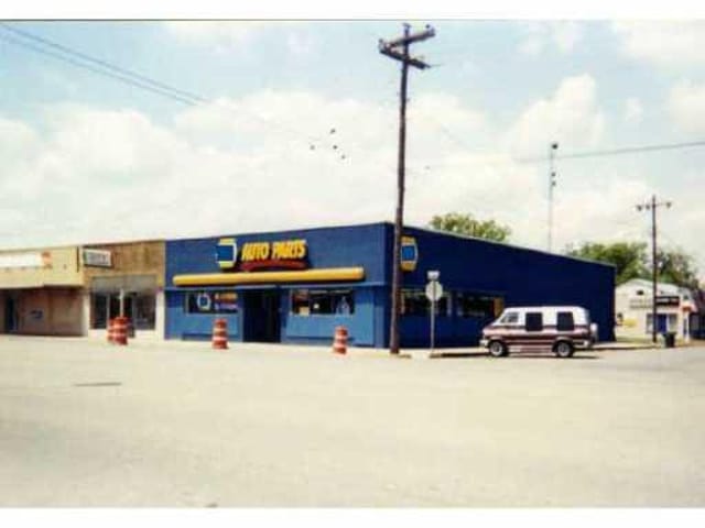 289 N Main ST