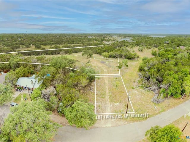 29 Artesian Dr