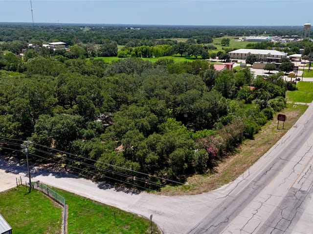 29 County Road 77B
