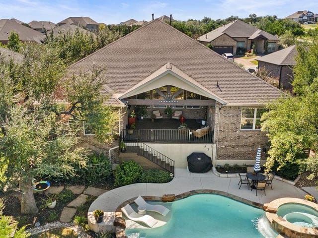 290 Brentwood DR