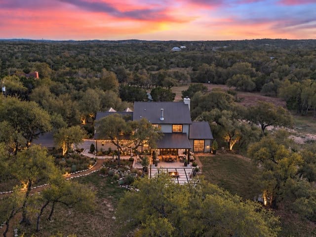 290 Sunset RDG