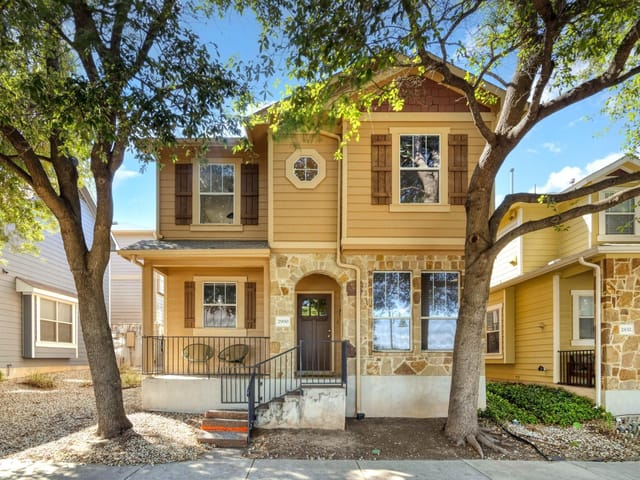 2900 Bond Dr