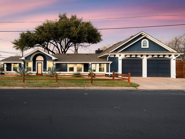 2900 Pecan Springs RD