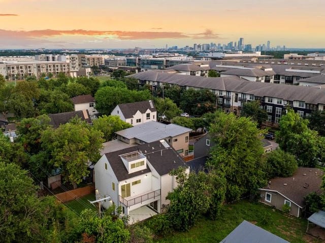 2900 W 44th St Unit #B