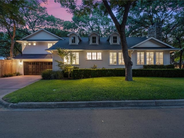 2901 Clearview DR