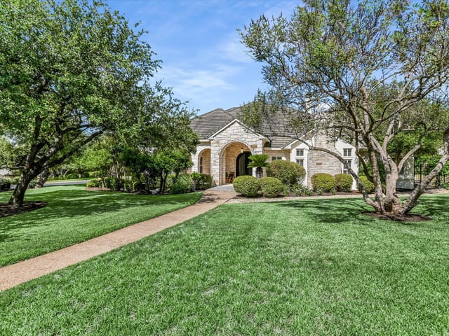 2901 Maravillas LOOP