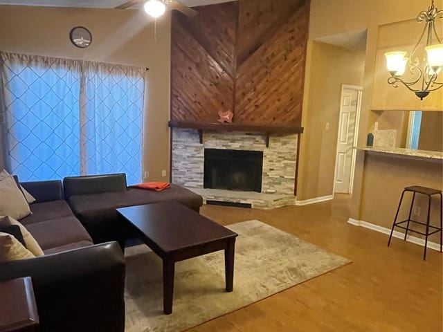 2901 San Jacinto Blvd Unit #301