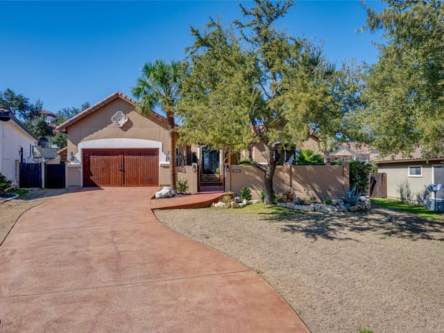 2902 Pamella Ct