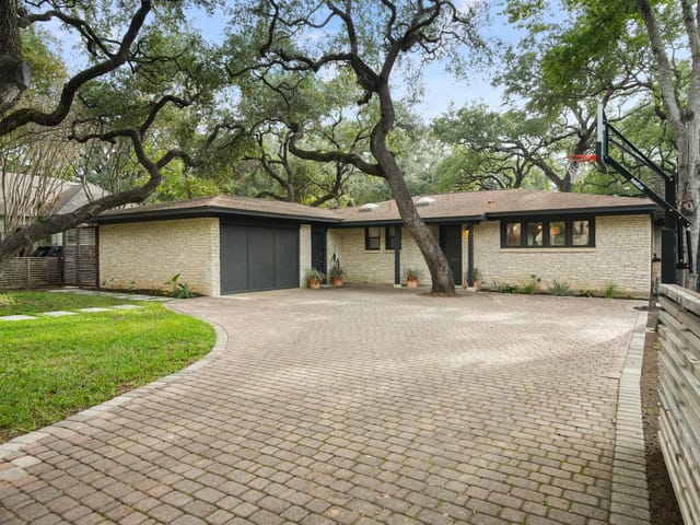 2903 Bonnie RD