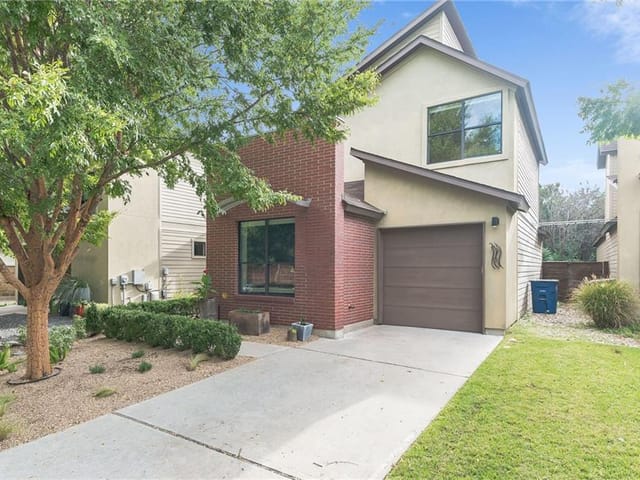 2903 Corbin Ln