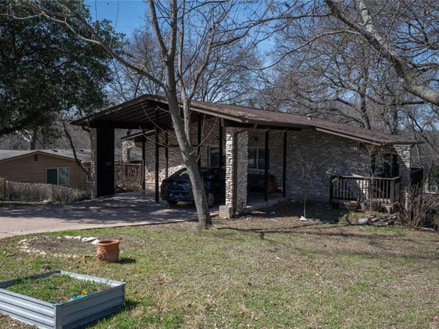 2904 Westhill Dr