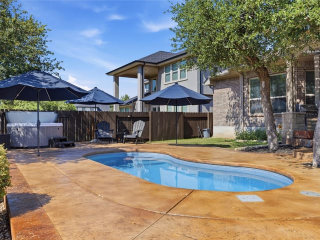 2905 Mossy Springs DR