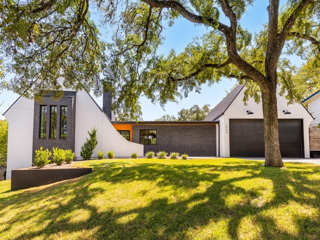 2905 Oak Park Dr