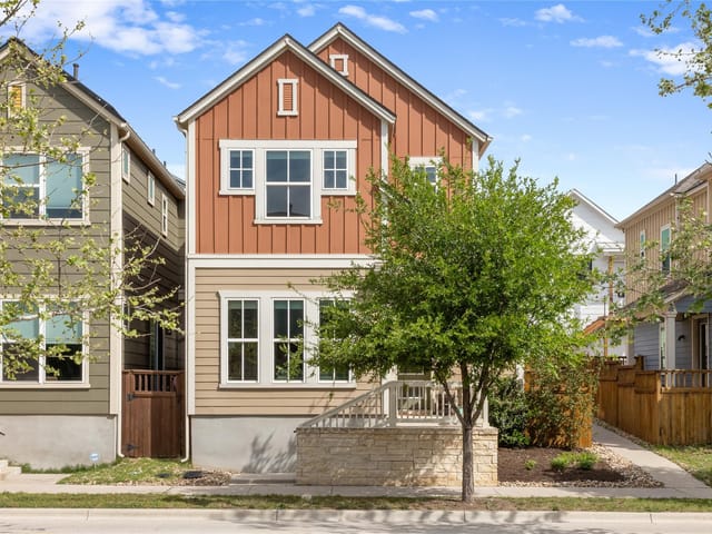 2906 Zach Scott ST