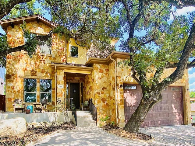 2907 Chisholm Trl