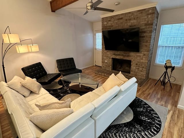 2907 Pearl ST Unit #105