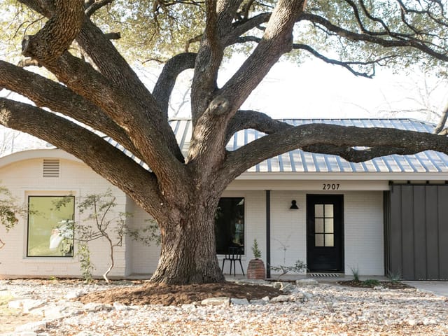 2907 Pinecrest Dr