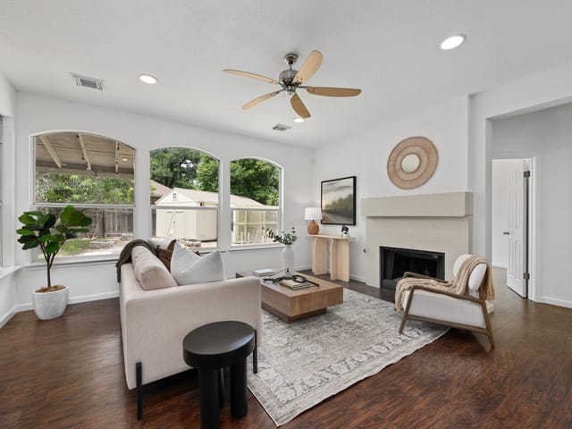 2908 Sand Dollar DR