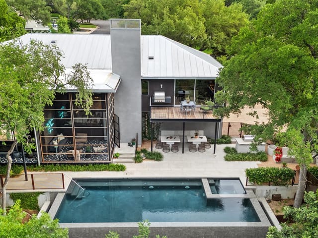 2908 Scenic Dr