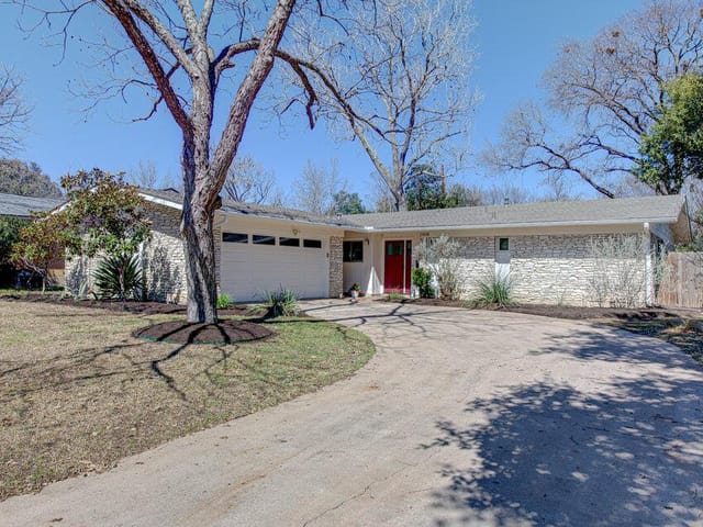 2908 Stoneway Dr