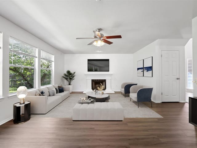 2912 Sydney Dr