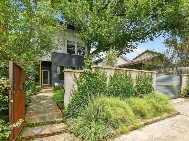 2918 E 14th St Unit #1