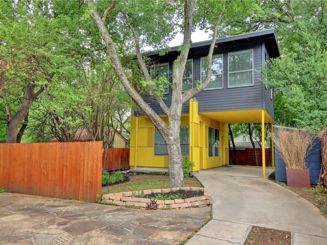 2918 E 14th St Unit #B
