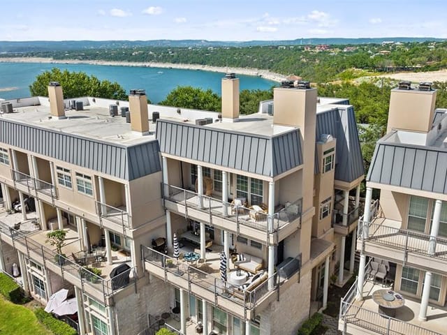 2918 Ranch Road 620 N Unit #211