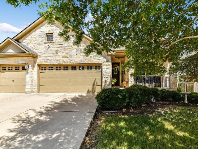 292 Swallowtail DR