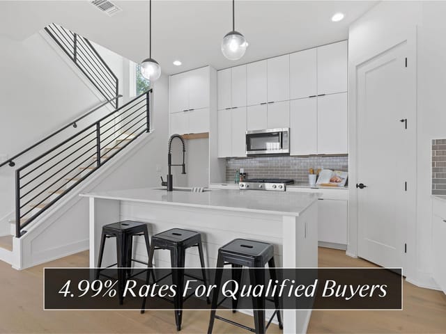 2920 E 13th St Unit #2