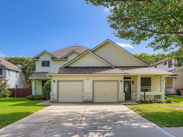 2920 Thrushwood Dr