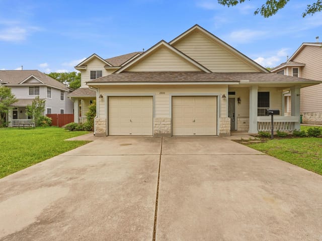 2920 Thrushwood DR Unit #B